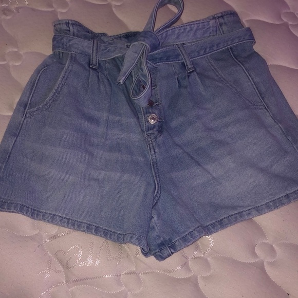American Eagle Outfitters Pants - jean shorts
